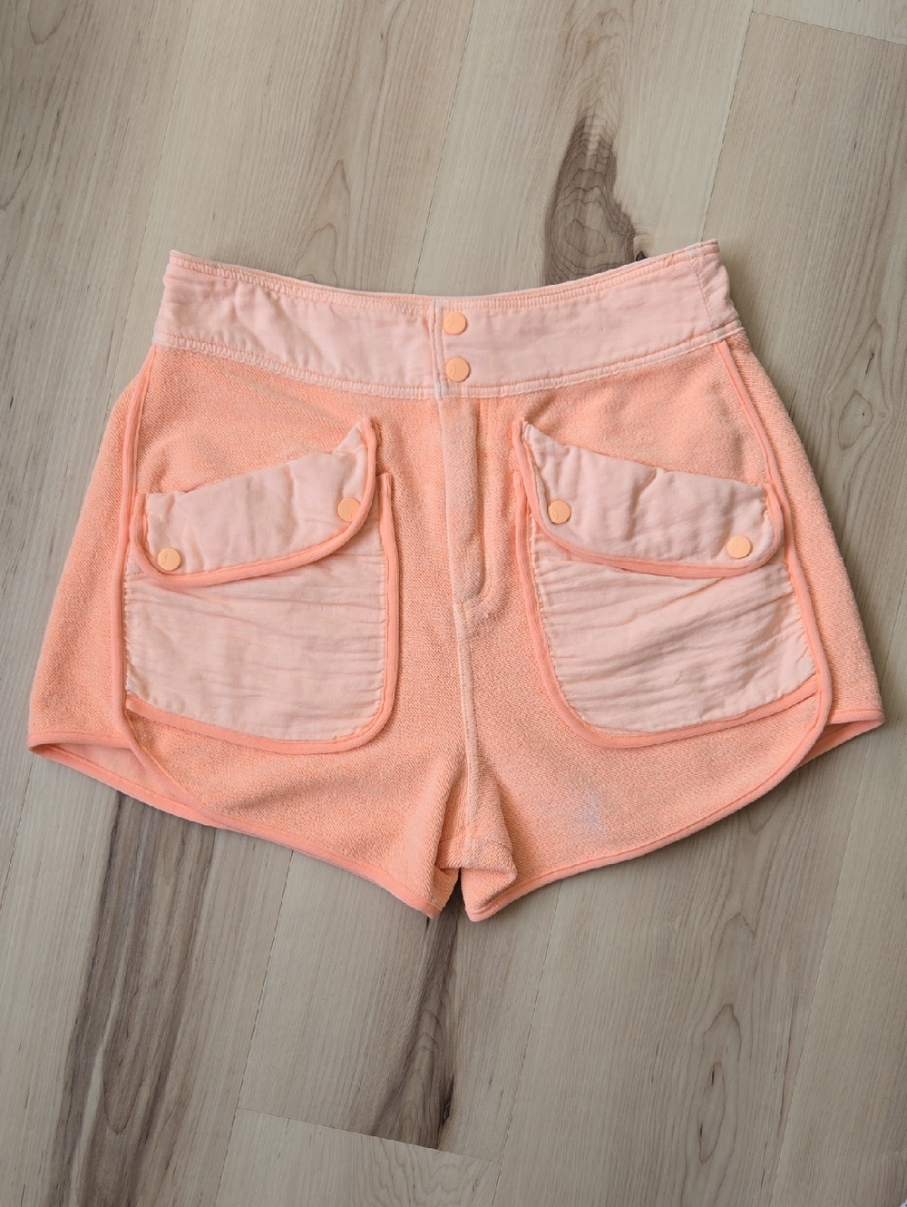 NWOT FP Movement Tinko Shorts, Peach, Size Small